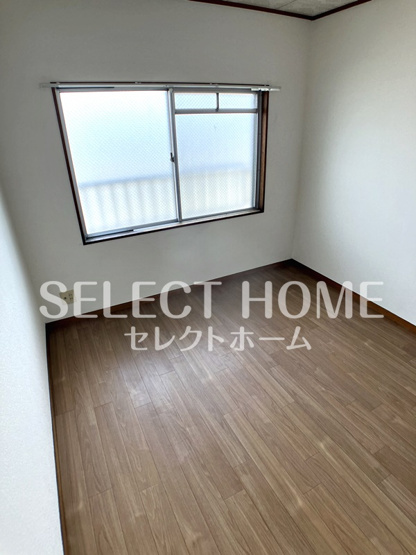  | リバーサイド八番館