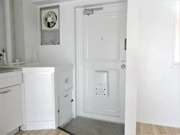 ビレッジハウス西夢前第二1号棟の玄関|ビレッジハウスの同一物件・同一タイプの間取りの写真です