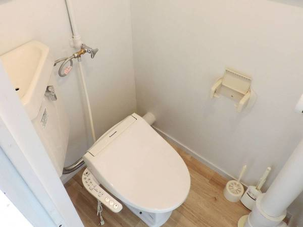 ビレッジハウス西夢前第二1号棟のトイレ|ビレッジハウスの同一物件・同一タイプの間取りの写真です