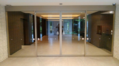 【エントランス】 | プレミスト南千里津雲台パークフロント