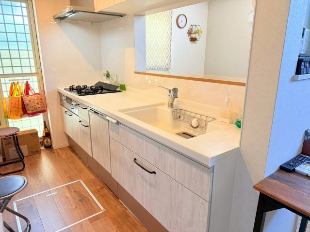 伊丹市山田　中古戸建のキッチン