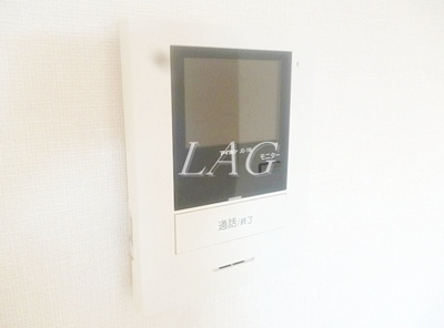 【セキュリティ】 | ラビアン志村 | モニター付きインターフォンです。