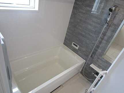 広島市東区戸坂長尾台の浴室