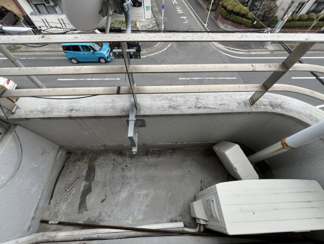 ハートイン尼ヶ坂｜名古屋市の賃貸ならMy賃貸のバルコニー|ハートイン尼ケ坂
※リフォーム前