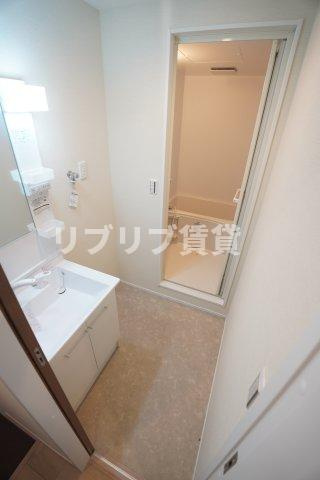 リヴェール寒川の洗面所