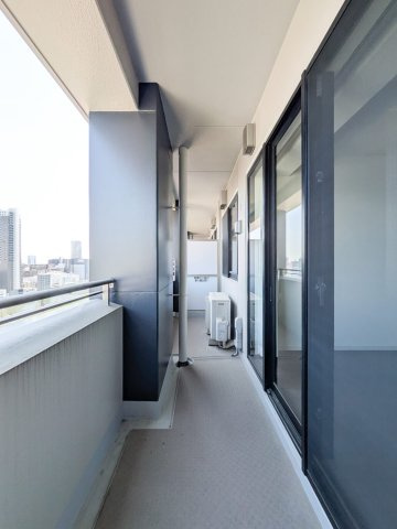 Ｎ４．ＴＯＷＥＲのバルコニー