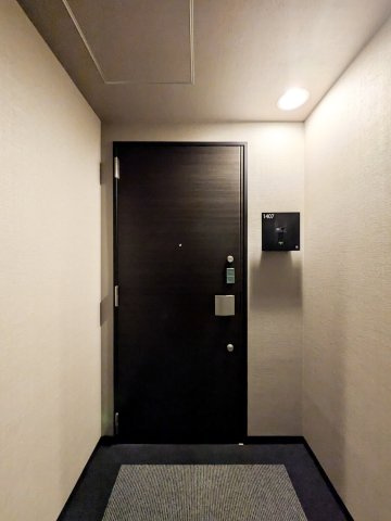 Ｎ４．ＴＯＷＥＲの玄関