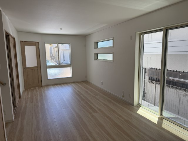 神戸市垂水区南多聞台8丁目新築戸建の居間・リビング