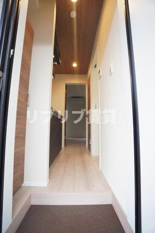 リヴェール寒川の玄関