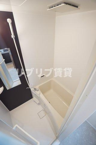 リヴェール寒川の浴室