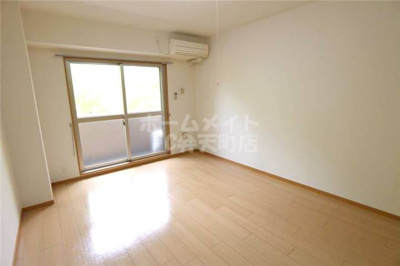 【寝室】 | ヴォー・リバージュ境川