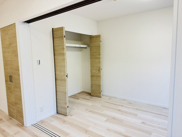 タウンズ八王子オークヒルの収納|～収納力の高いクローゼット完備～
