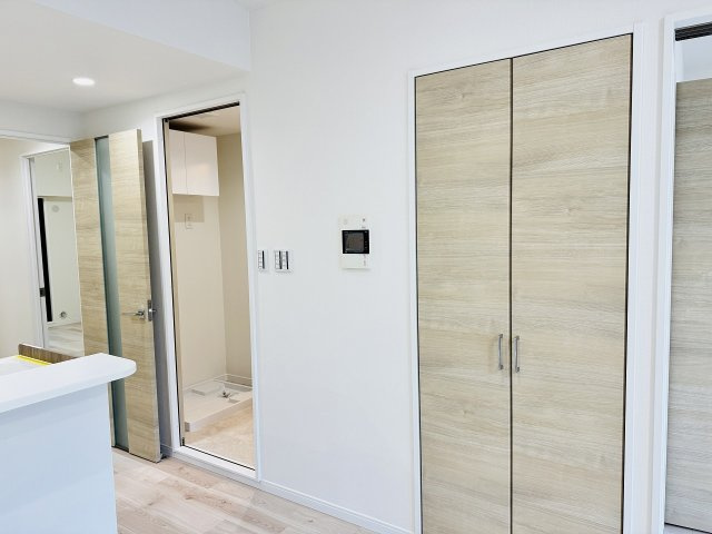 タウンズ八王子オークヒルの収納|～便利なリビング収納付き～