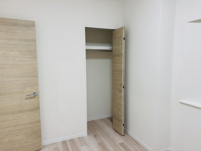 タウンズ八王子オークヒルの収納|～収納力の高いクローゼット完備～