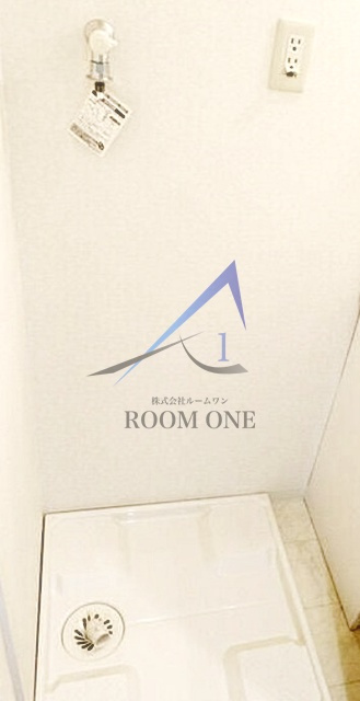 ラルジュ　マノワールの設備|洗濯機置き場です。