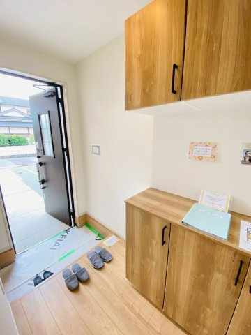 ケイアイグレイス／大津3期／大林　２号棟の玄関