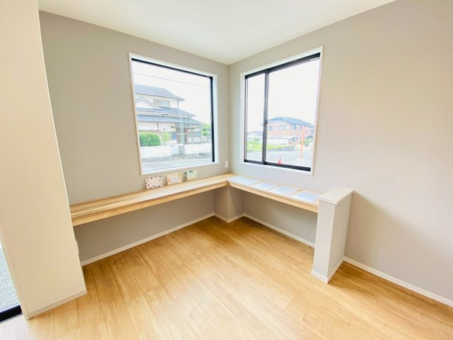 ケイアイグレイス／大津3期／大林　２号棟の居間・リビング