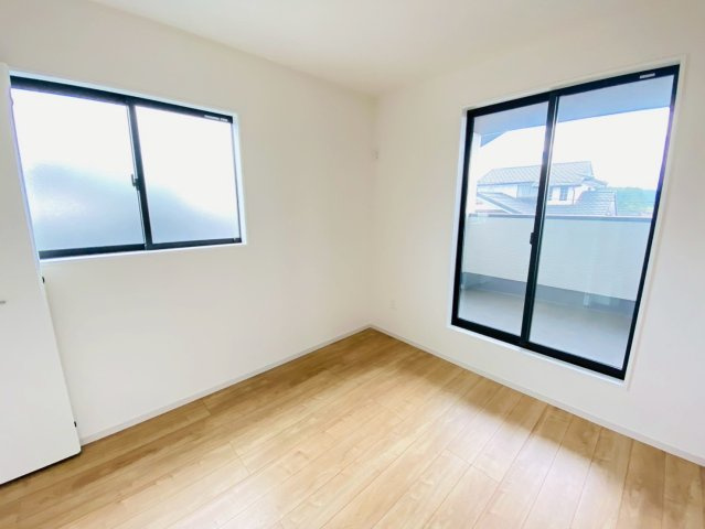 ケイアイグレイス／大津3期／大林　２号棟の洋室