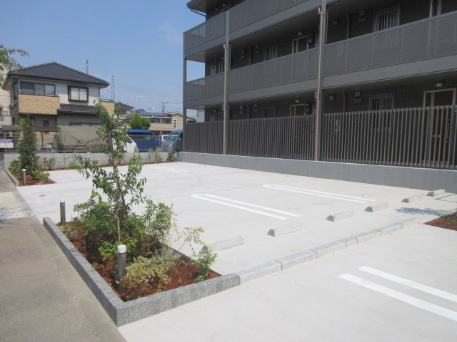 メゾン　ド　メルセデスの駐車場|★敷地内駐車場★