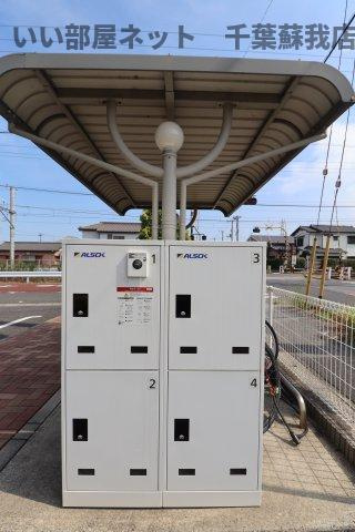 フレッサのエントランス|宅配ボックスがあると、自分の時間を有効活用できますね！