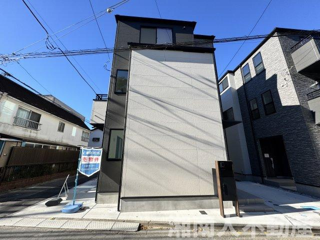 鎌倉市小袋谷２丁目６７２－２新築戸建の前面道路含む現地写真|前面道路含む現地写真です