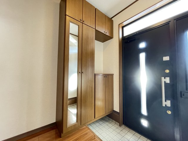 三戸郡階上町大字赤保内字柳沢の玄関