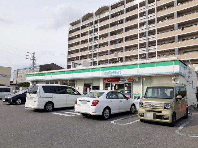 エスポワール梅ノ木　南館の周辺|ファミリーマート岡崎石工団地口まで350m