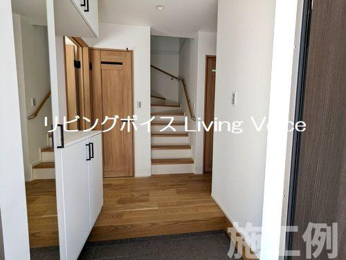 【玄関】 | 【仲介手数料０円】相模原市中央区陽光台4丁目　新築一戸建て | 相模原市中央区陽光台4丁目　新築一戸建て