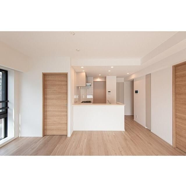 ミリアレジデンス蔵前の居間・リビング