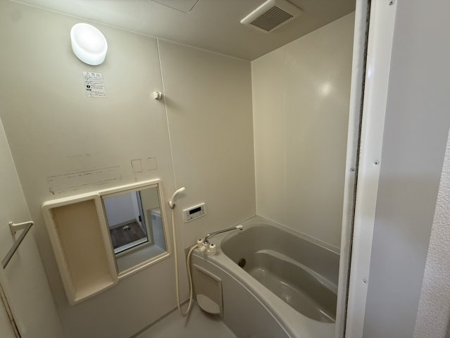 ハイツ白河の浴室