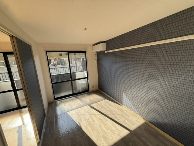 ハイツ白河の居間・リビング