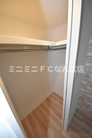 セレニテ難波ミラク壱番館の収納