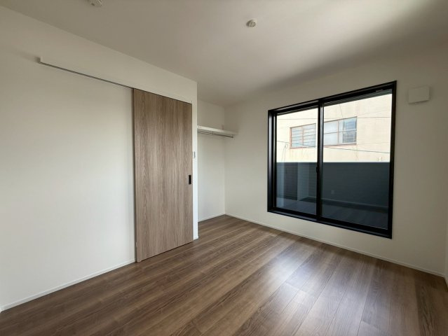 西ノ京藤ノ木町の洋室