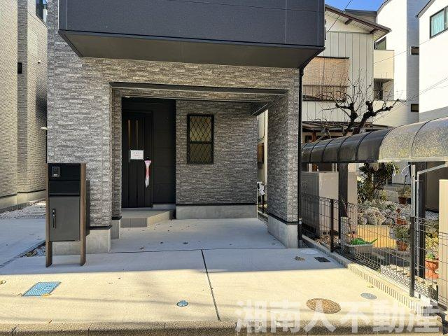 鎌倉市小袋谷２丁目６７２－２新築戸建の外観|落ち着いた雰囲気の外観です