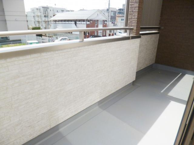 中浦和タウンＣ号棟のバルコニー
