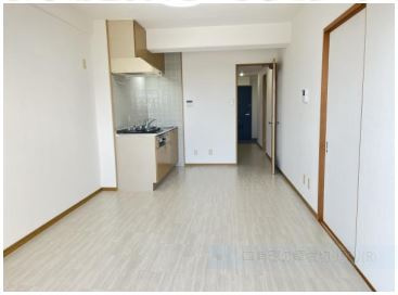 ラフェスタ二見の居間・リビング