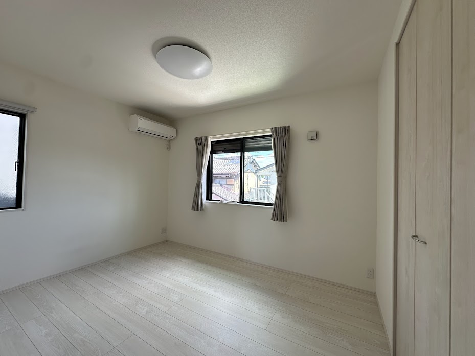 中古住宅　竹鼻町丸の内2丁目　の洋室