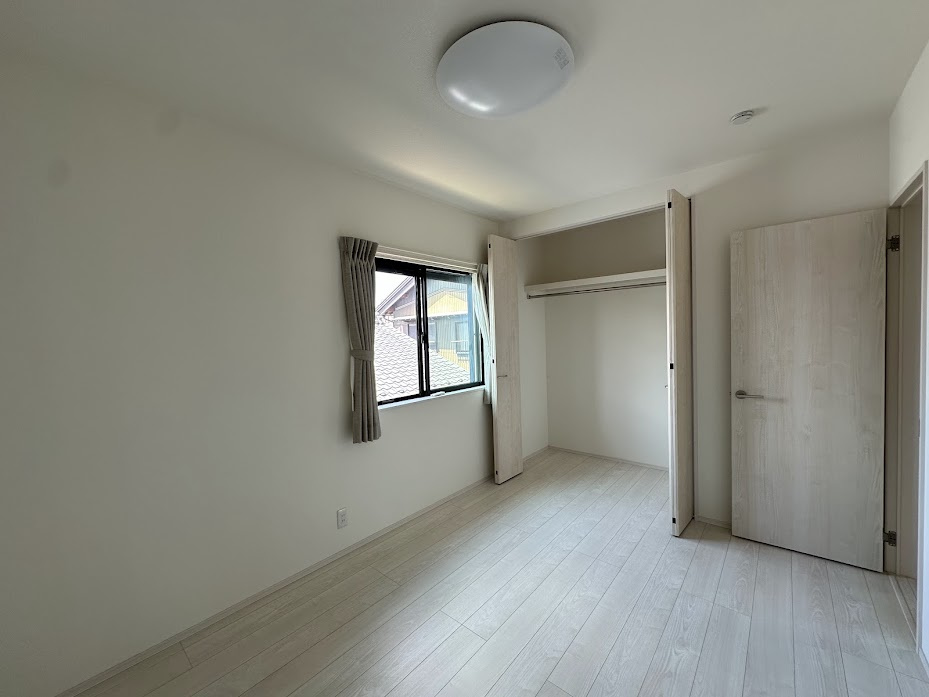 中古住宅　竹鼻町丸の内2丁目　の洋室