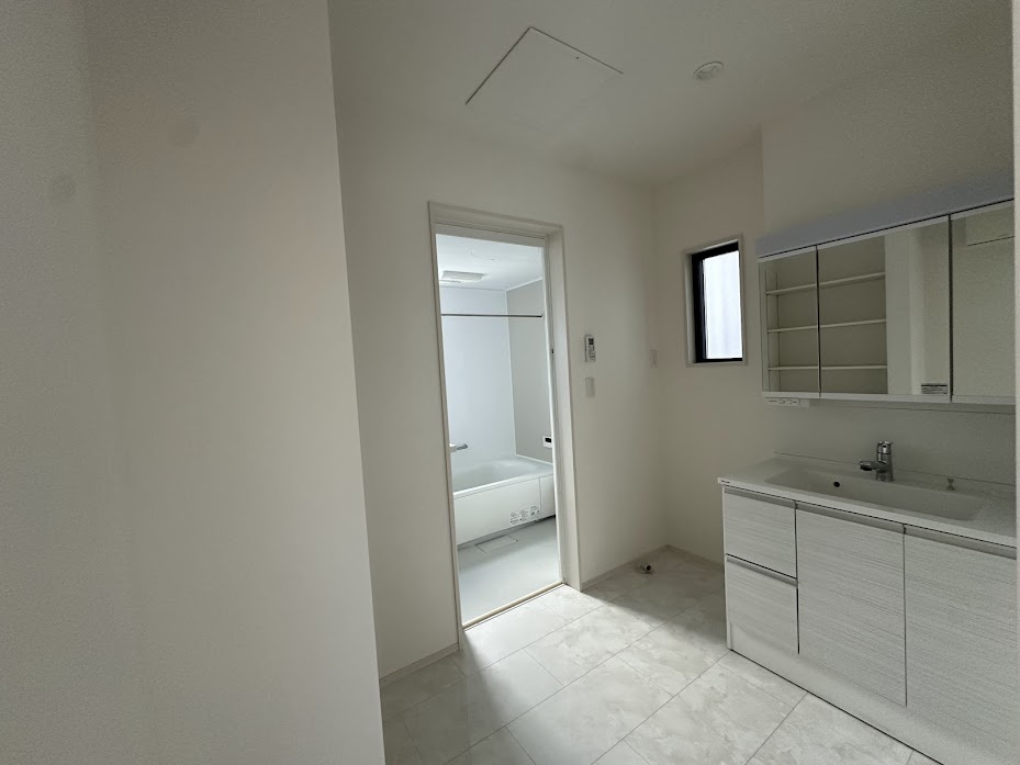 中古住宅　竹鼻町丸の内2丁目　の洗面所|洗面、脱衣所