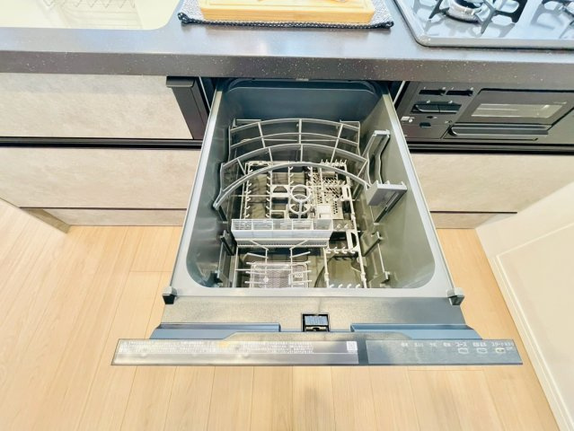 伏見日光ハイツ2号棟