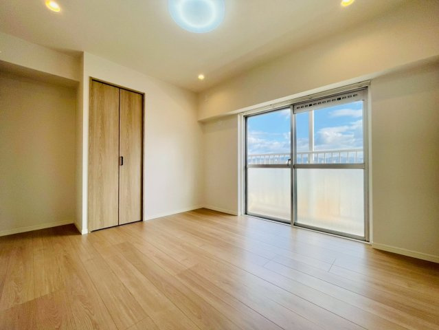 伏見日光ハイツ2号棟