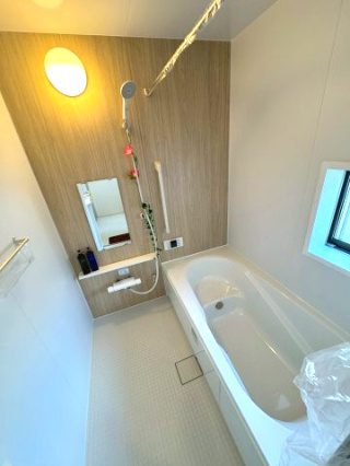 沼津市市中沢田Ⅰ　新築戸建　全6棟　A棟　　の浴室|現地写真