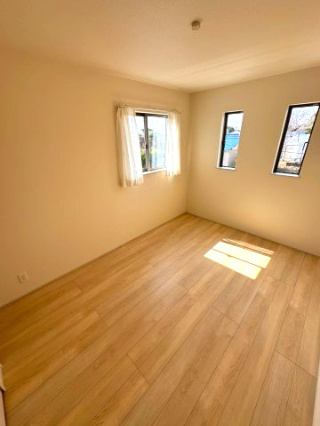 沼津市市中沢田Ⅰ　新築戸建　全6棟　A棟　　の寝室|現地写真