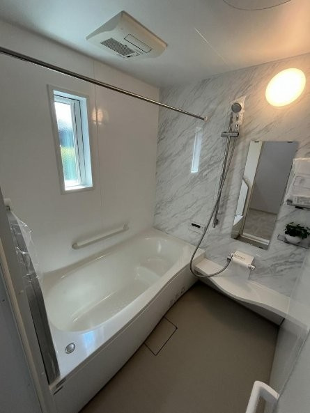 東香里元町　新築一戸建ての浴室|浴室換気乾燥暖房機付き
■物件内覧・資金計画相談・住宅ローン相談、リフォーム相談、お問合せ受付中■
※当日・翌日のご内覧、ご相談はお電話でのお問合せがスムーズです！