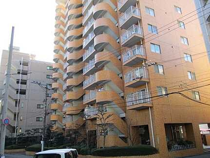 バルミーパーク横川の外観
