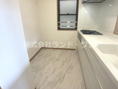 【キッチン】 | ヴィルヌーブ新所沢 | 奥行きのあるキッチン