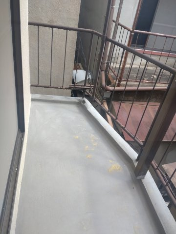 中古戸建　大東市北条1丁目（昭和44年築）のバルコニー