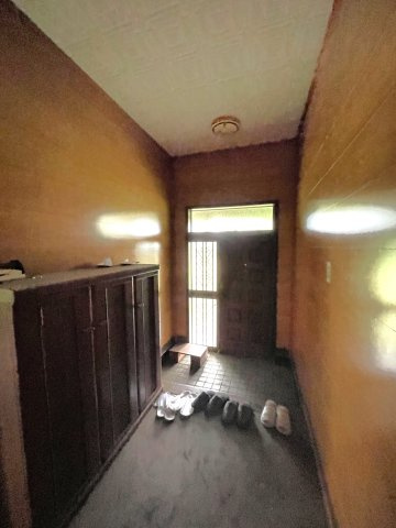 山武市大木中古一戸建の玄関