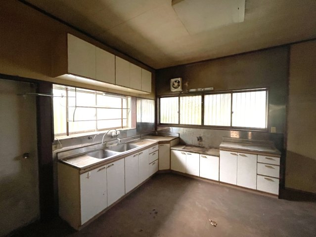 山武市大木中古一戸建のキッチン