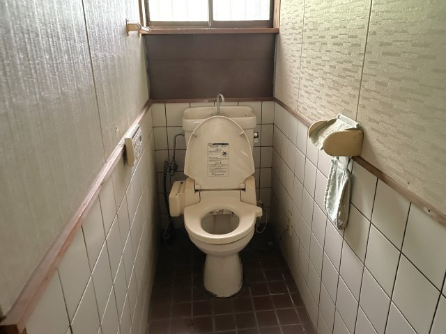 山武市大木中古一戸建のトイレ